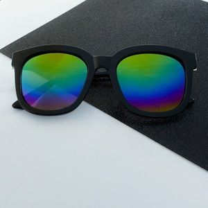 Reflective Miramar Mirror Sunglasses - Rainbow